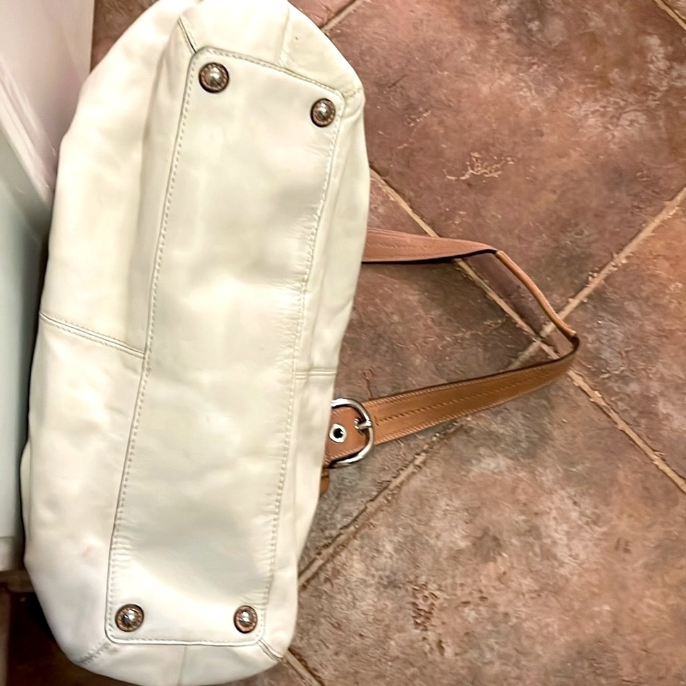 NWOTCoach~All Leather/Large Shoulder Bag/ Satchel/Shopper/ 100% Cowhide Leather - Picture 7 of 11